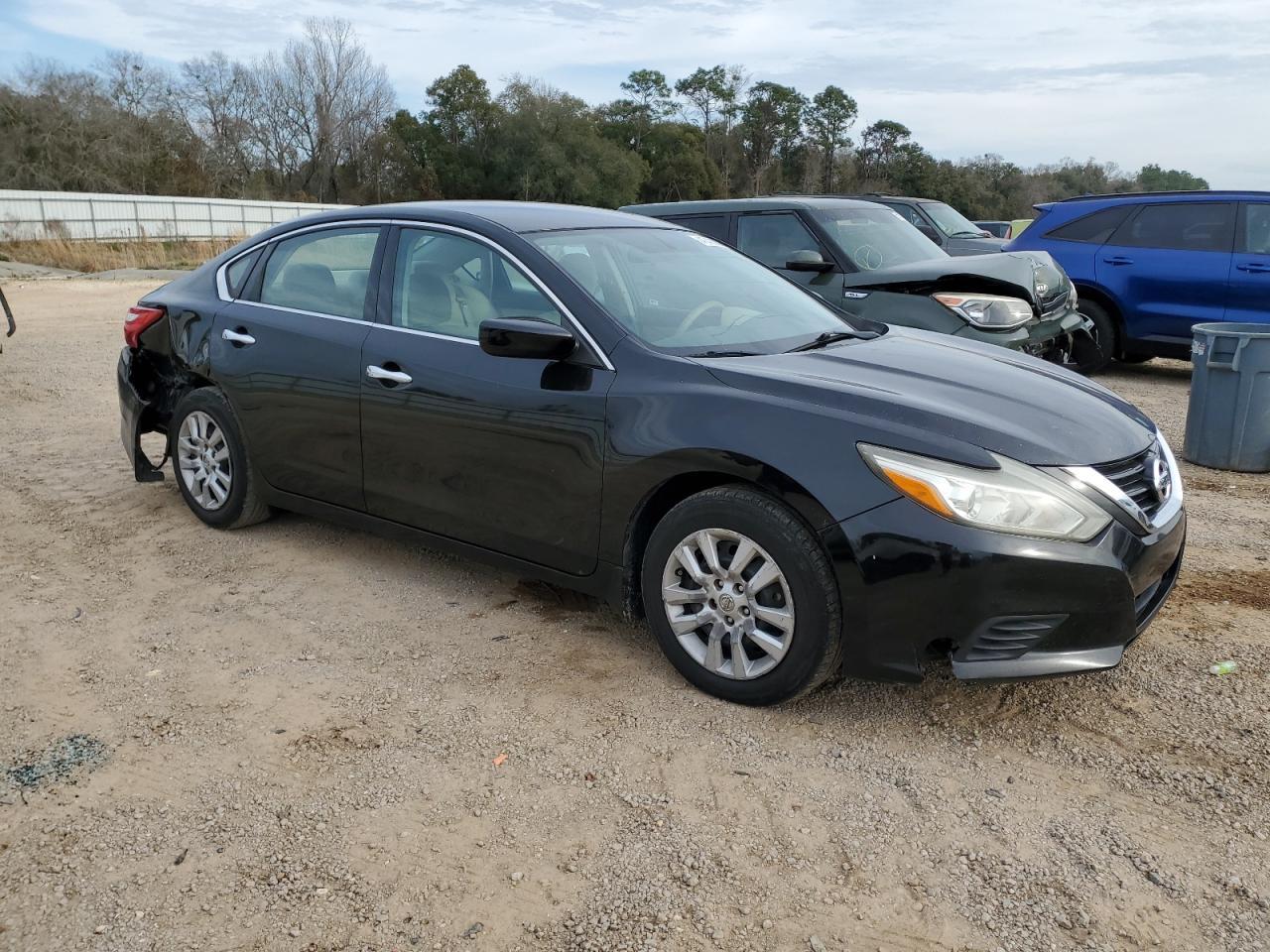 2017 NISSAN ALTIMA 2.5 - Фото 4