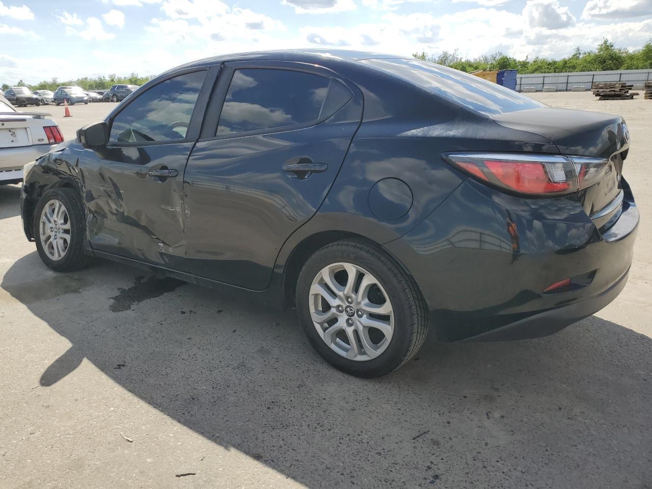 2017 TOYOTA YARIS IA - Фото 2