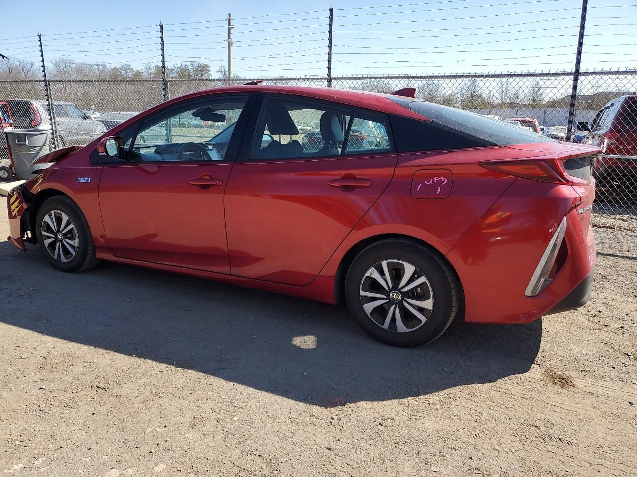 2019 TOYOTA PRIUS PRIM - Фото 2