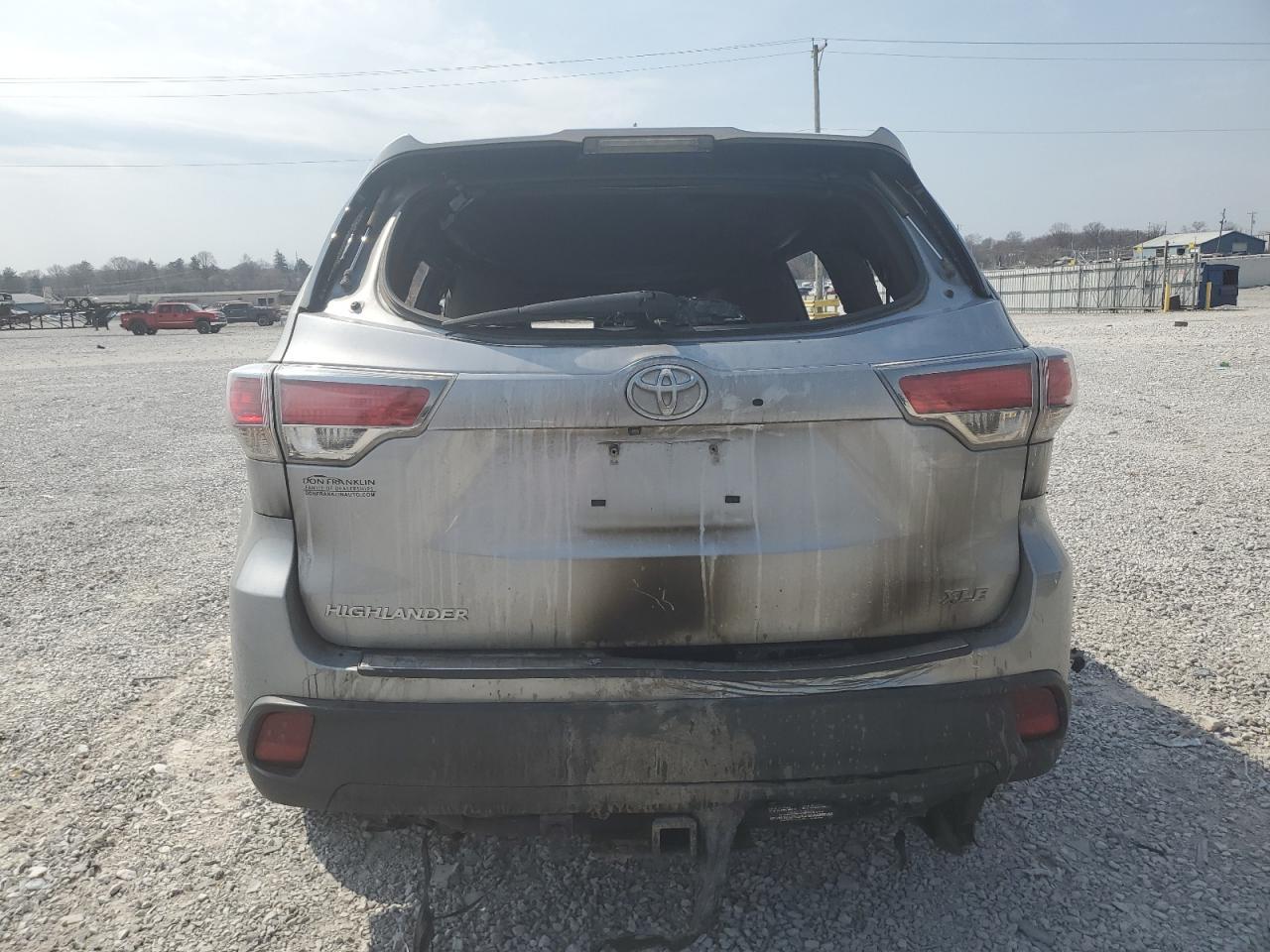 2015 TOYOTA HIGHLANDER - Фото 6