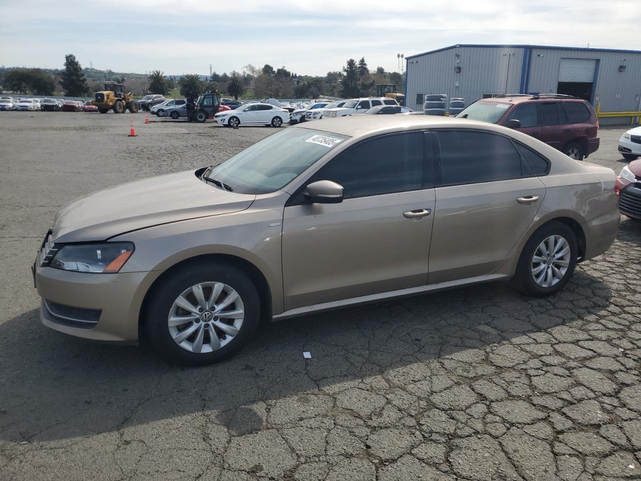 2015 VOLKSWAGEN PASSAT S