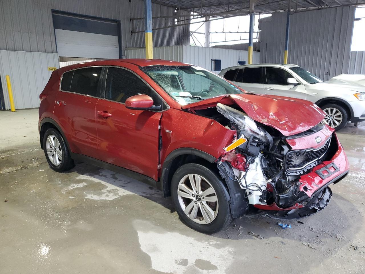 2017 KIA SPORTAGE L - Image 4