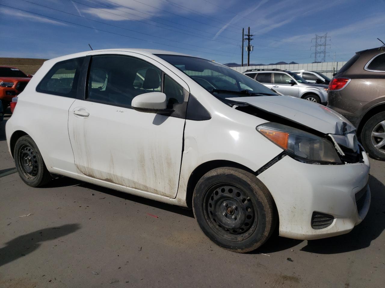 2013 TOYOTA YARIS - Фото 4