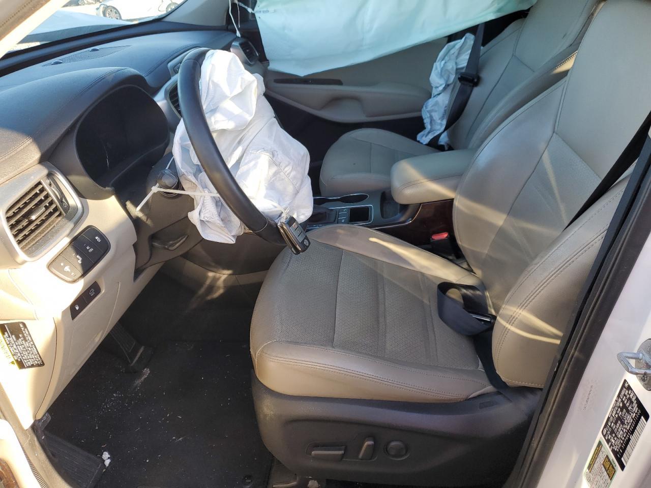 2016 KIA SORENTO EX - Image 7