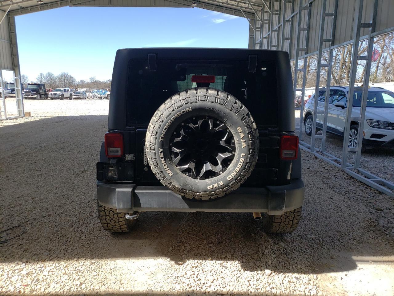 2017 JEEP WRANGLER U - Фото 6