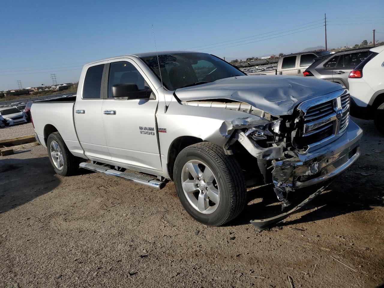 2017 RAM 1500 SLT - Image 4