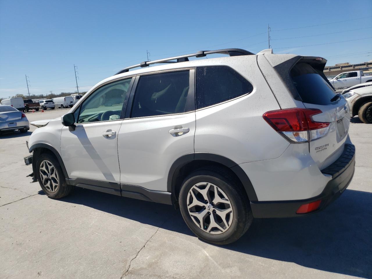 2021 SUBARU FORESTER P - Фото 2