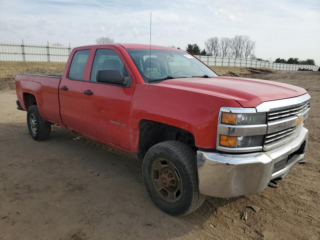 2015 CHEVROLET SILVERADO - Фото 4