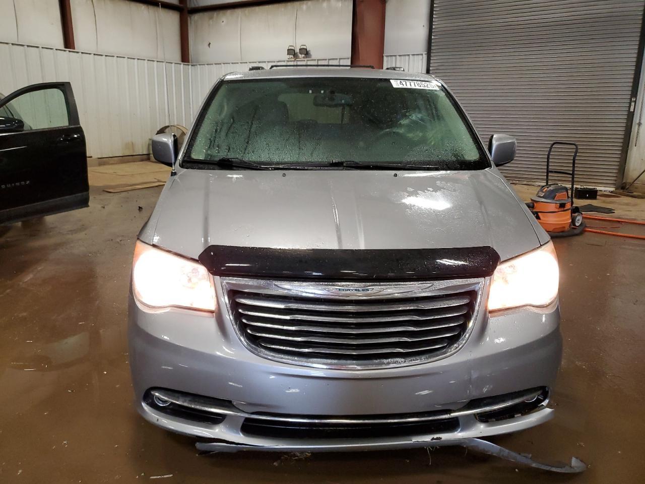 2014 CHRYSLER TOWN & COU - Фото 5