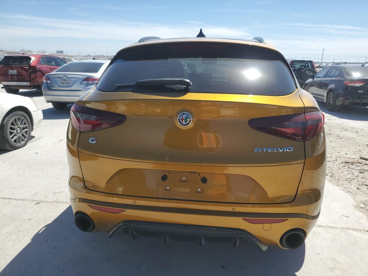 2022 ALFA ROMEO STELVIO TI - Image 6