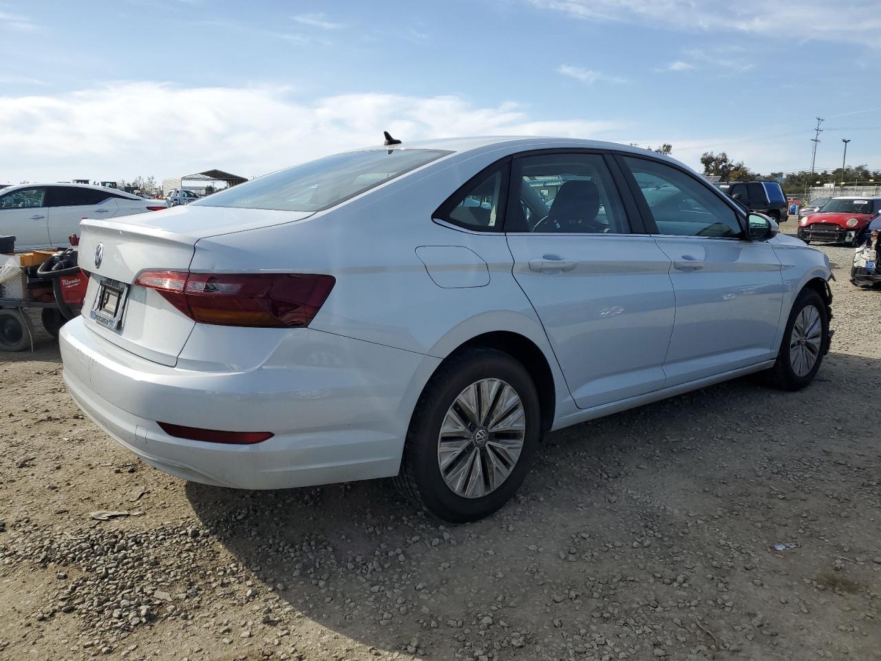2019 VOLKSWAGEN JETTA S - Image 3