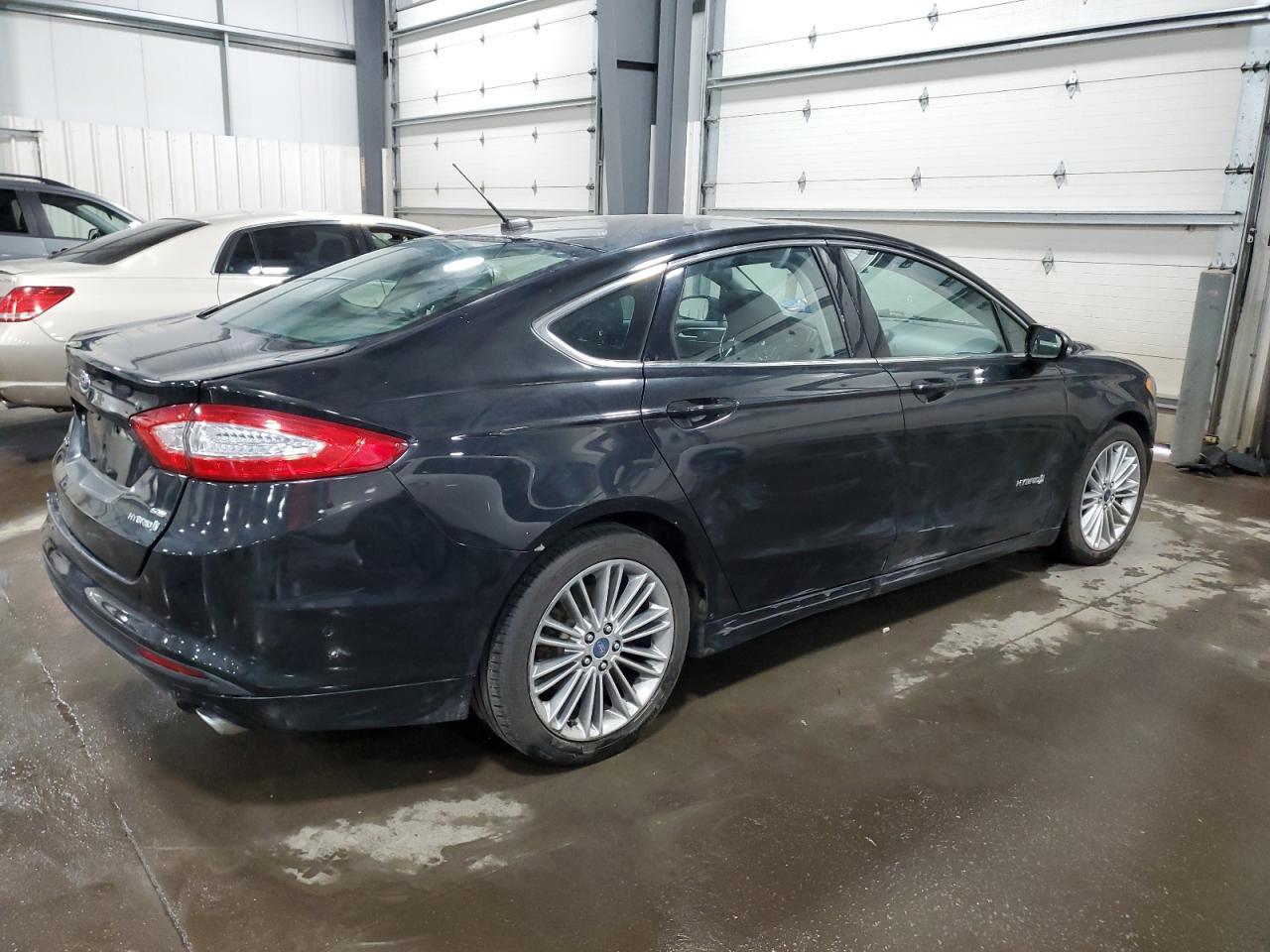2013 FORD FUSION SE - Фото 3