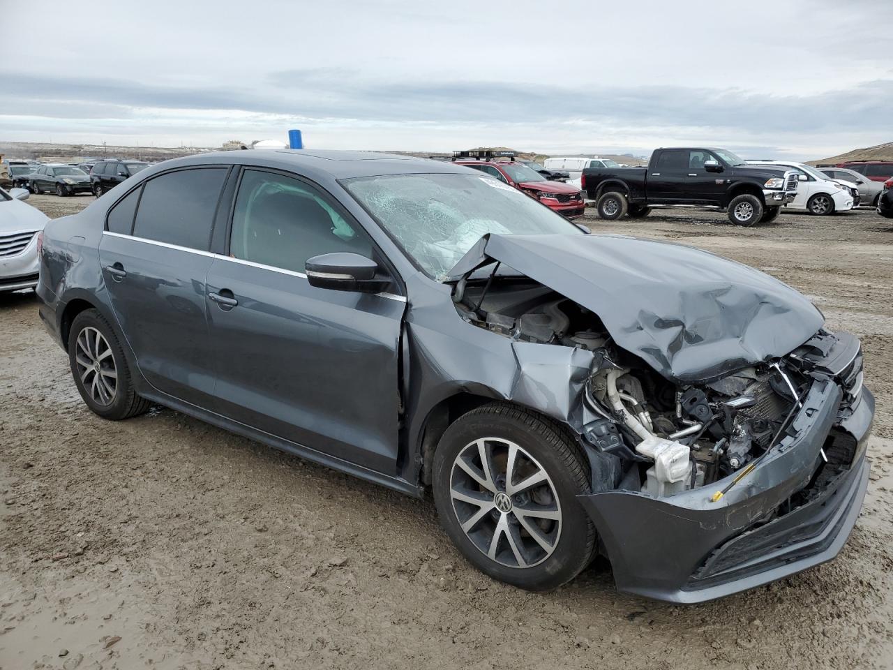 2017 VOLKSWAGEN JETTA SE - Фото 4