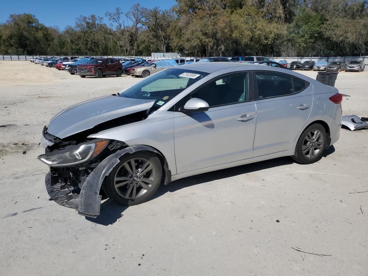 2018 HYUNDAI ELANTRA SE