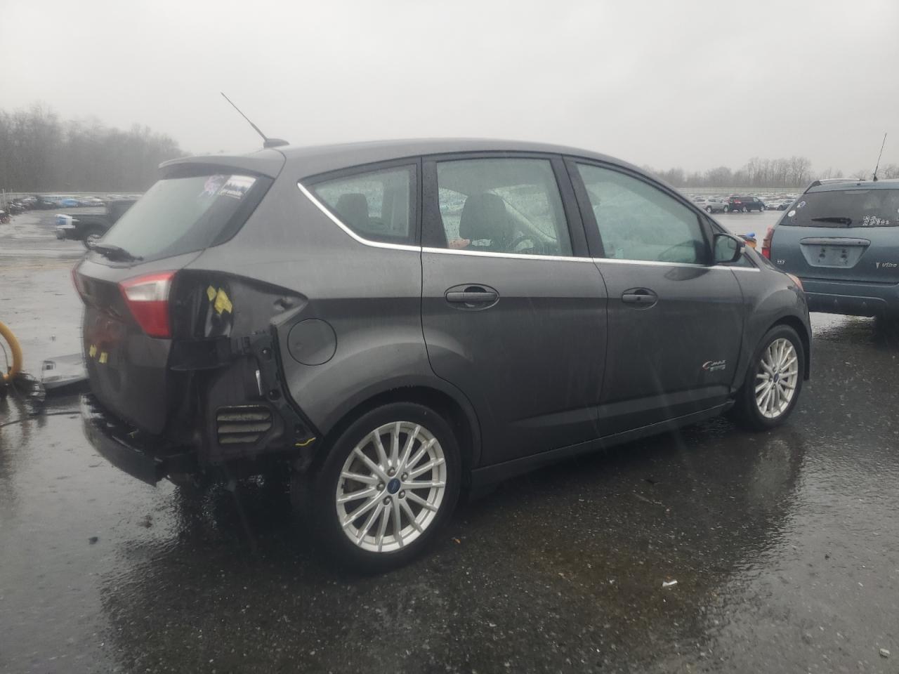 2015 FORD C-MAX PREM - Фото 3