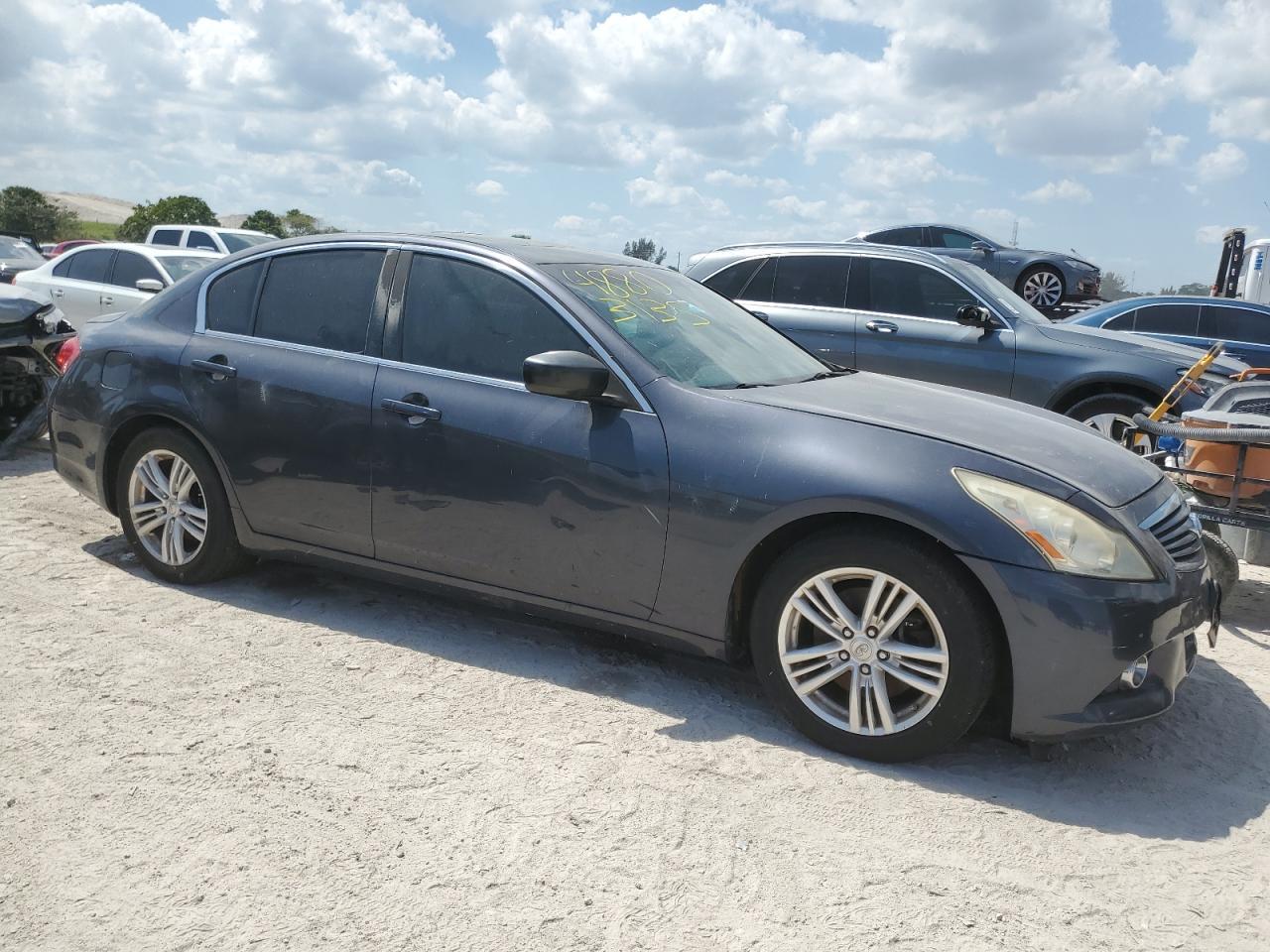 2012 INFINITI G37 BASE - Image 4