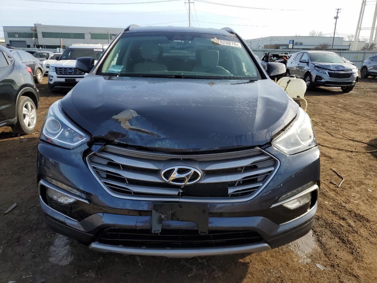 2017 HYUNDAI SANTA FE S - Image 5