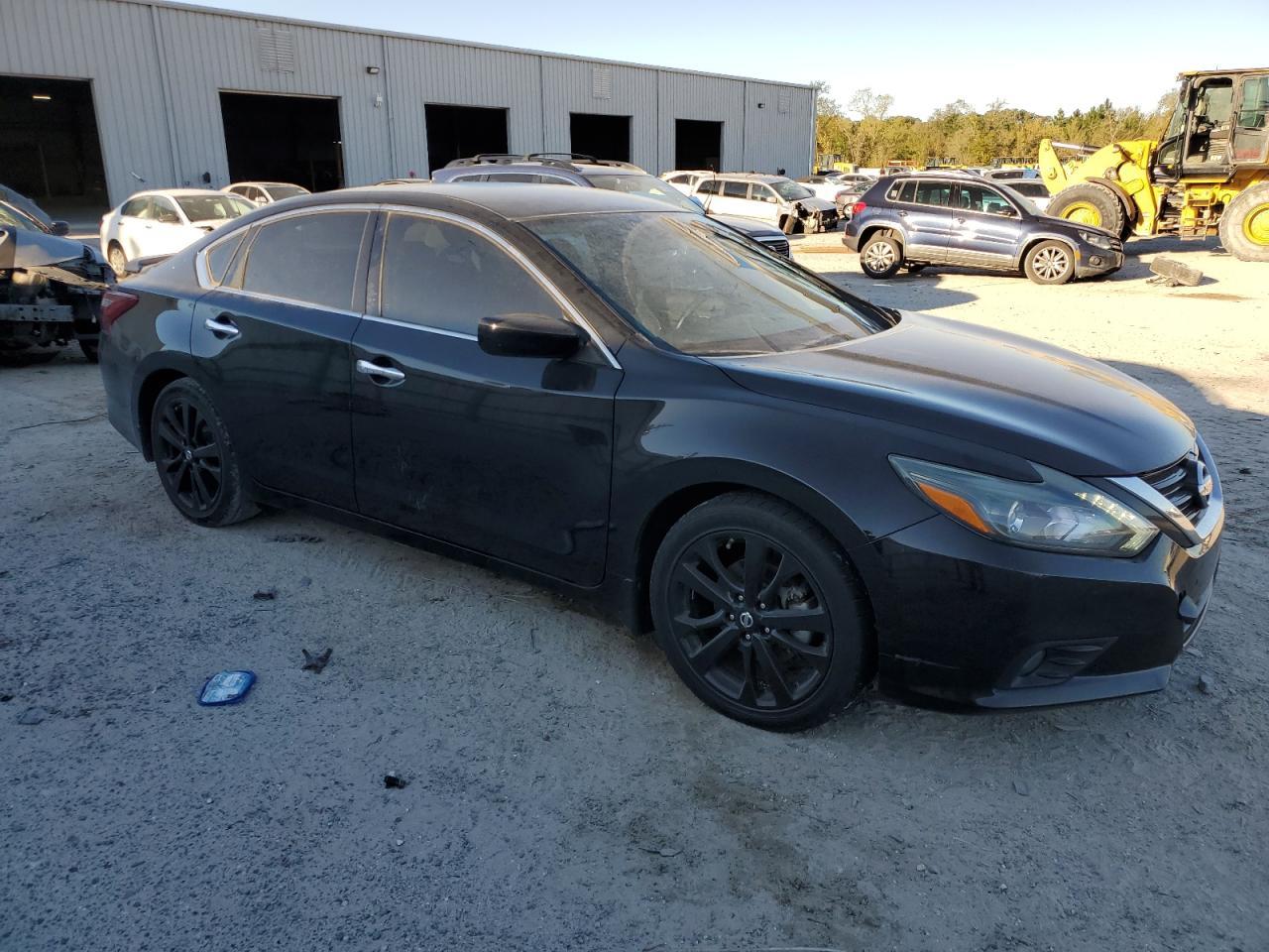 2017 NISSAN ALTIMA 2.5 - Фото 4