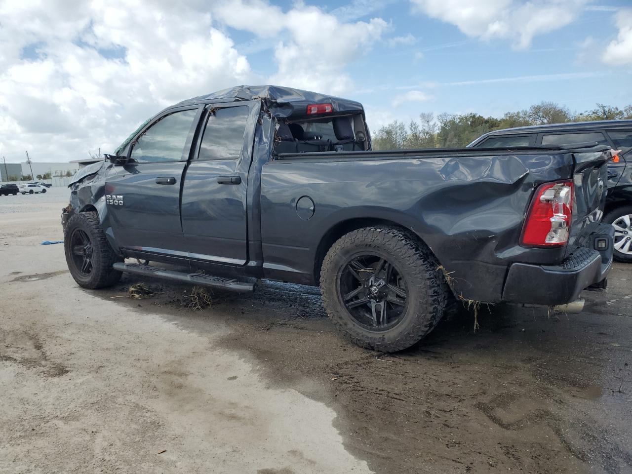 2015 RAM 1500 ST - Фото 2