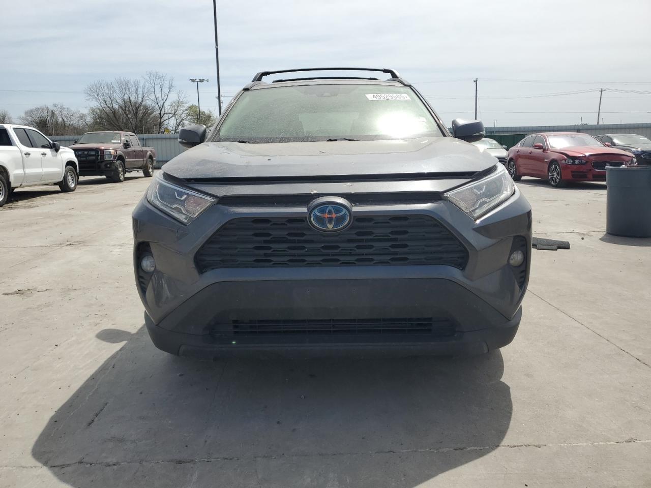 2020 TOYOTA RAV4 XLE - Image 5