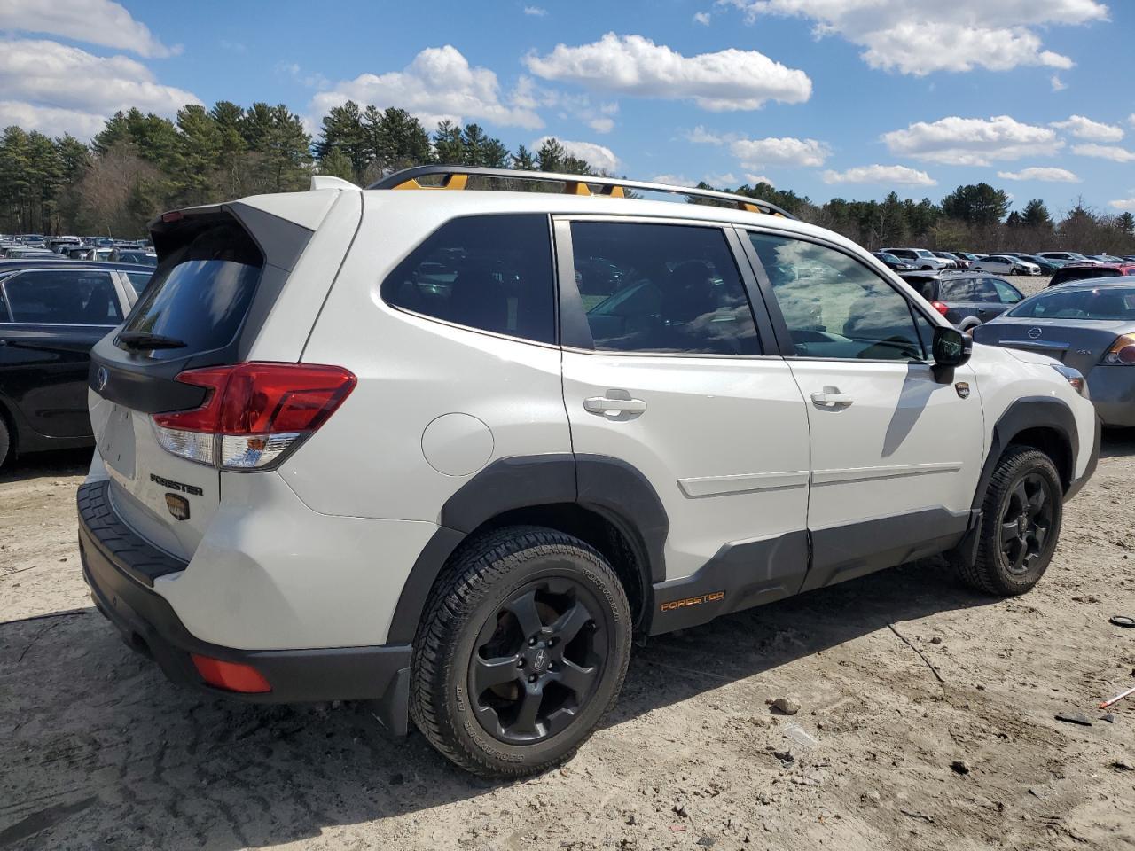 2022 SUBARU FORESTER W - Фото 3