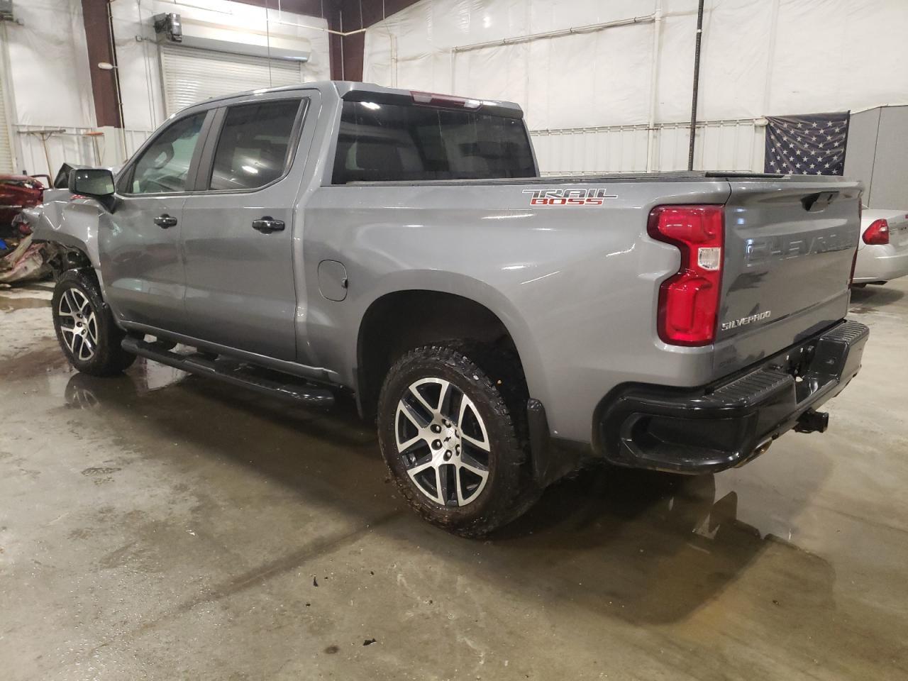 2019 CHEVROLET SILVERADO - Image 2