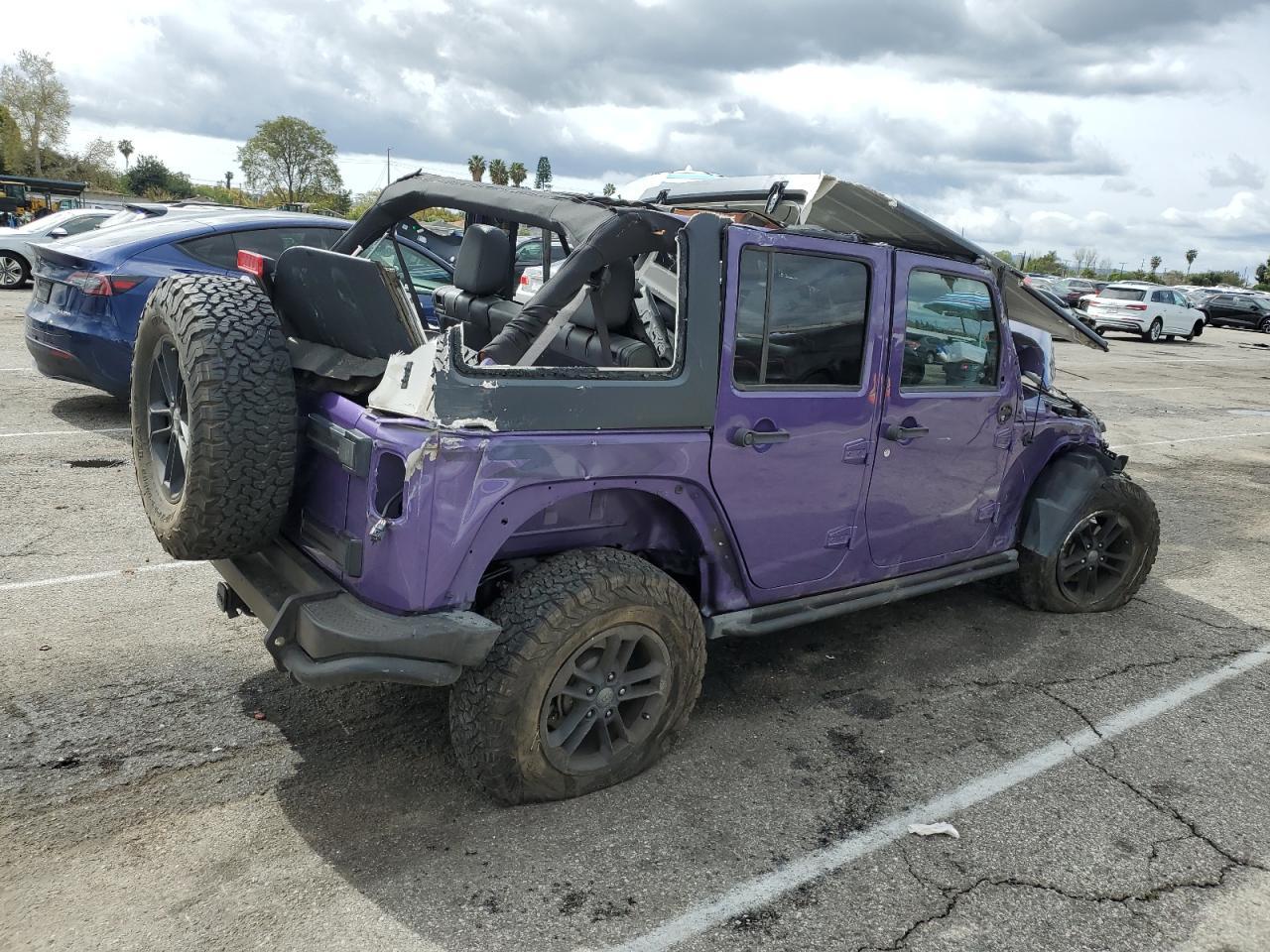 2017 JEEP WRANGLER U - Image 3