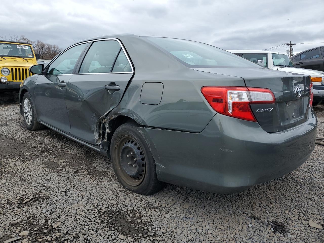 2013 TOYOTA CAMRY L - Image 2