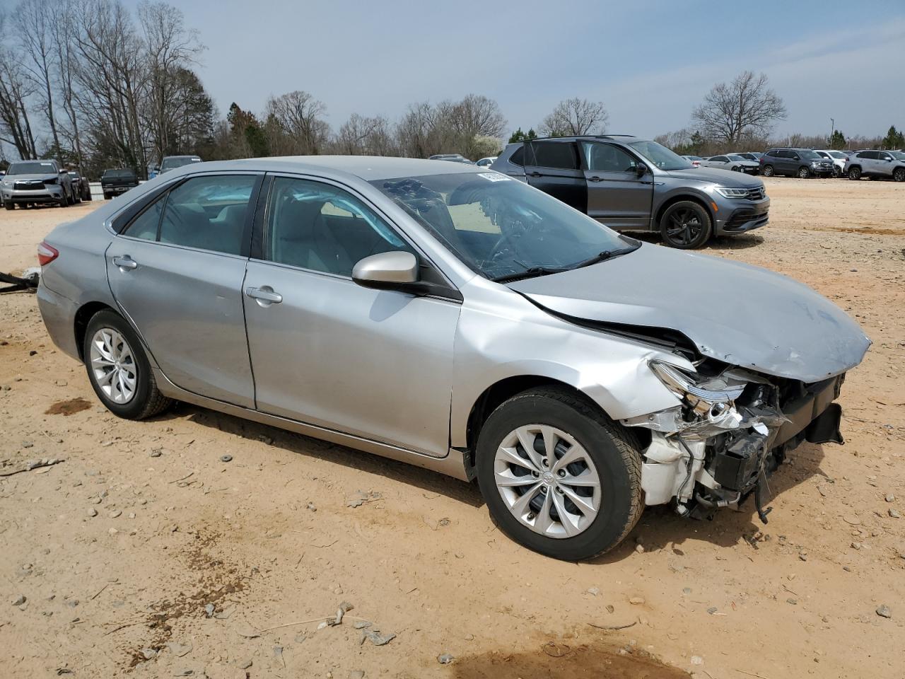 2015 TOYOTA CAMRY LE - Фото 4