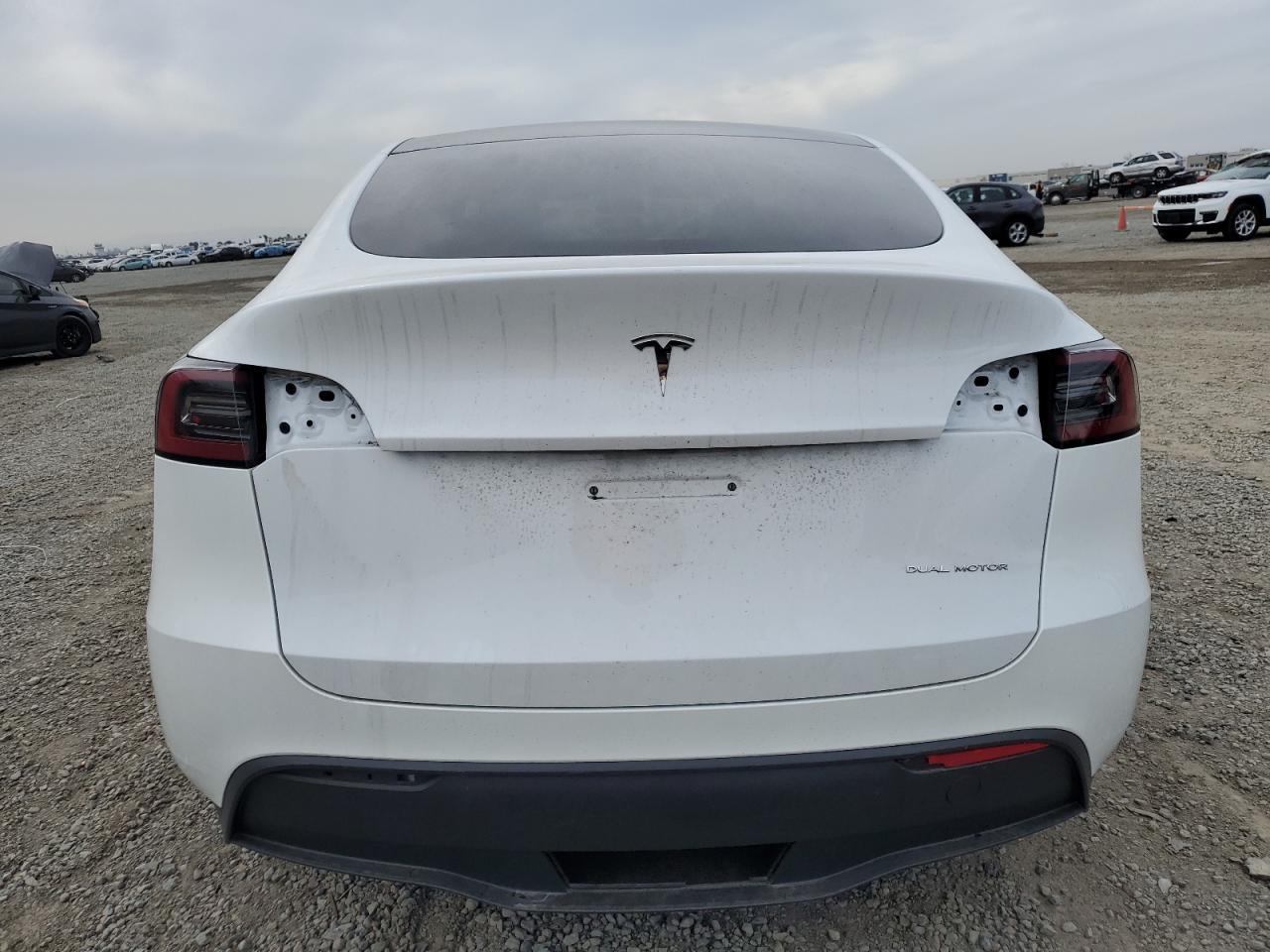 2024 TESLA MODEL Y - Image 6