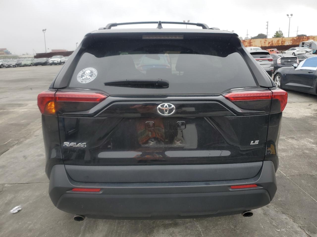 2021 TOYOTA RAV4 LE - Image 6