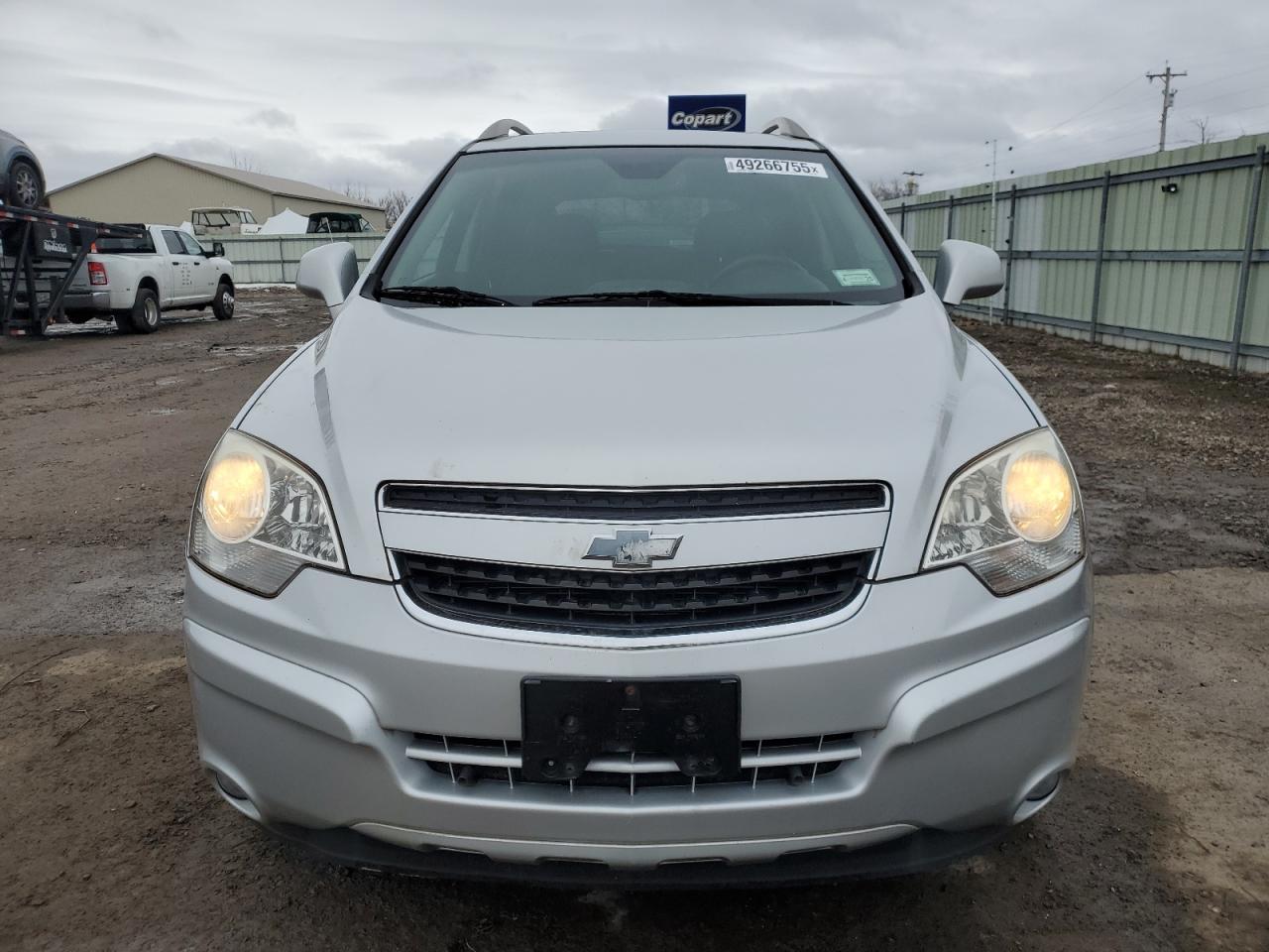 2014 CHEVROLET CAPTIVA LT - Image 5