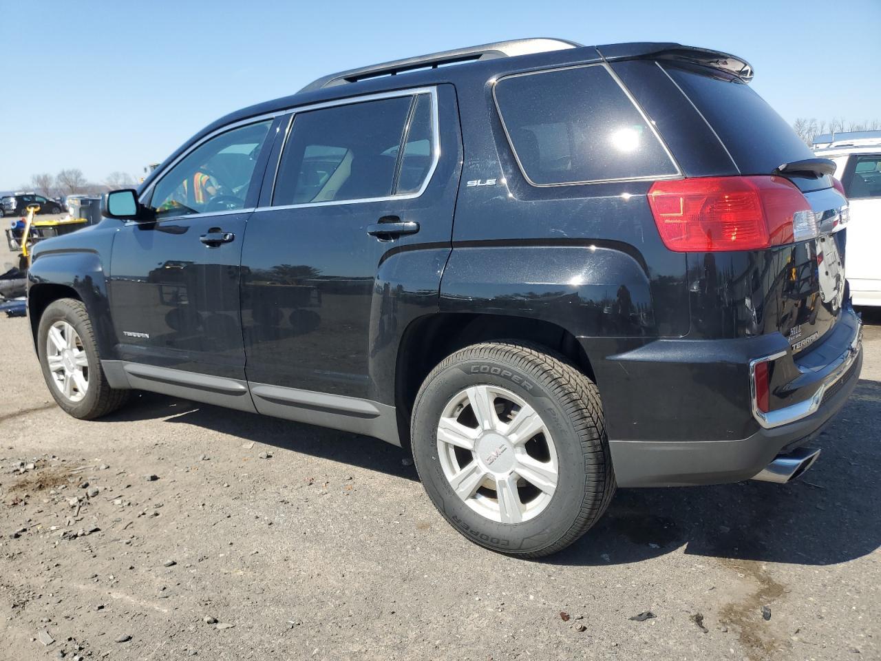 2016 GMC TERRAIN SL - Image 2