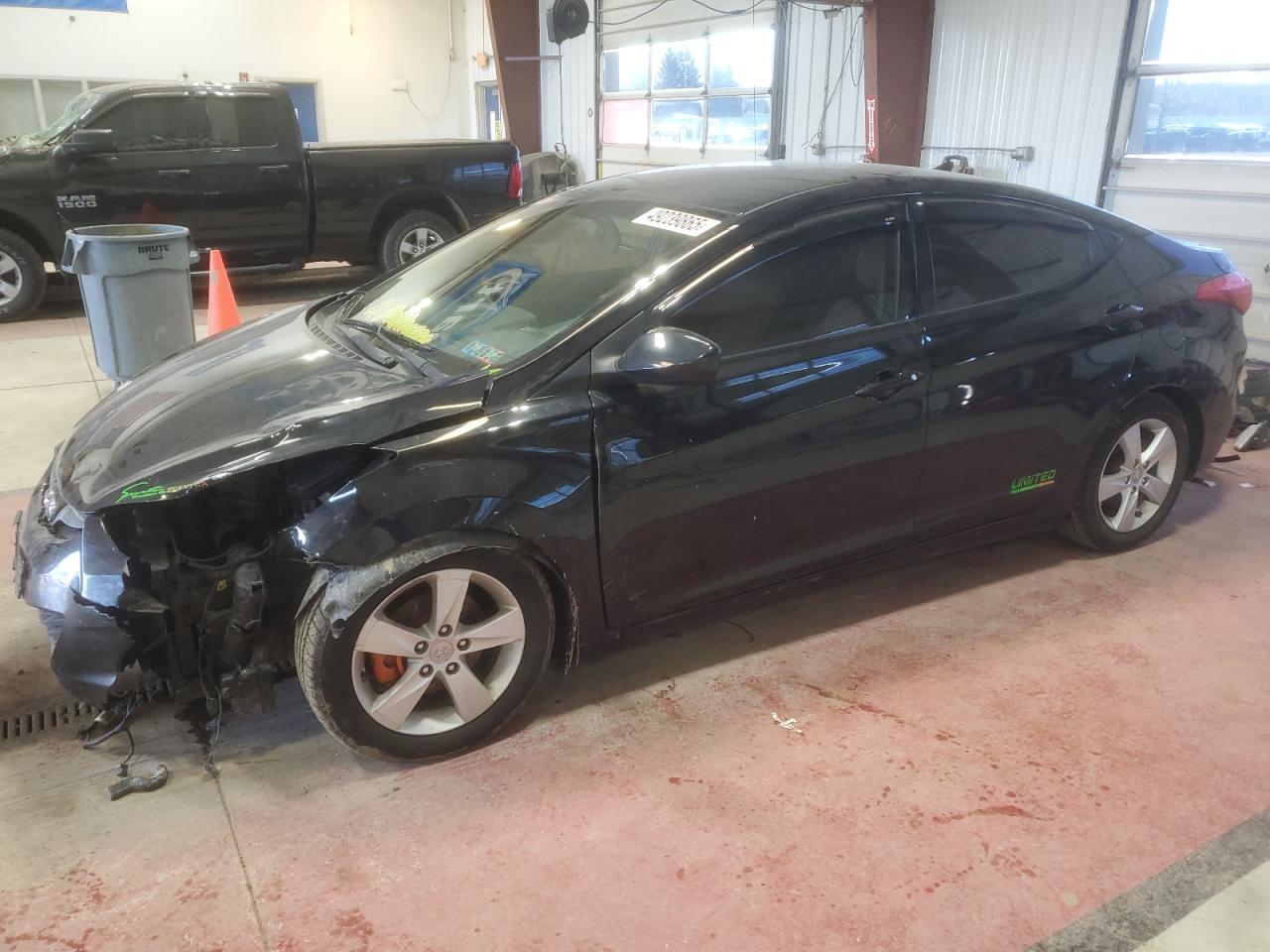 2013 HYUNDAI ELANTRA GL