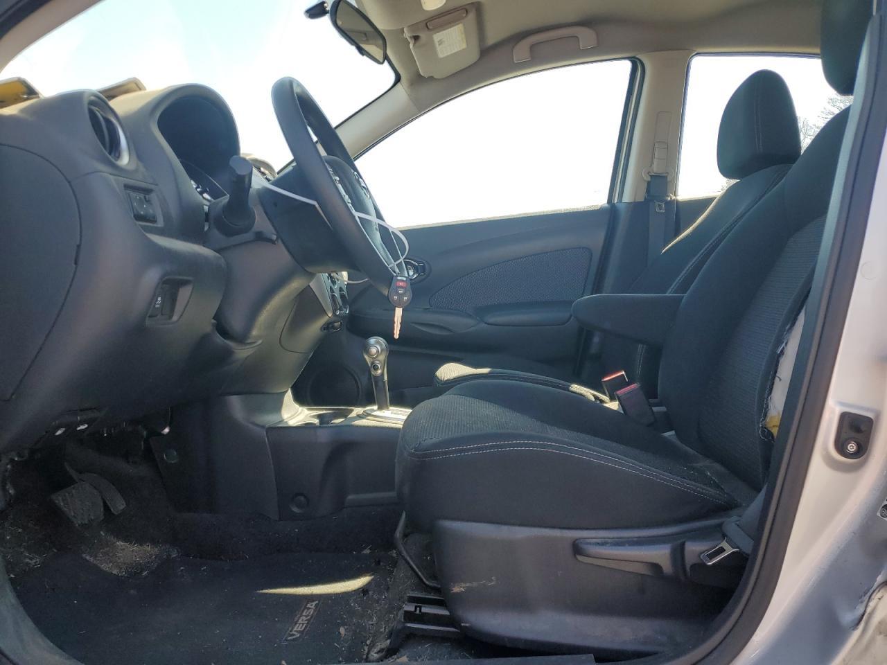 2016 NISSAN VERSA S - Image 7