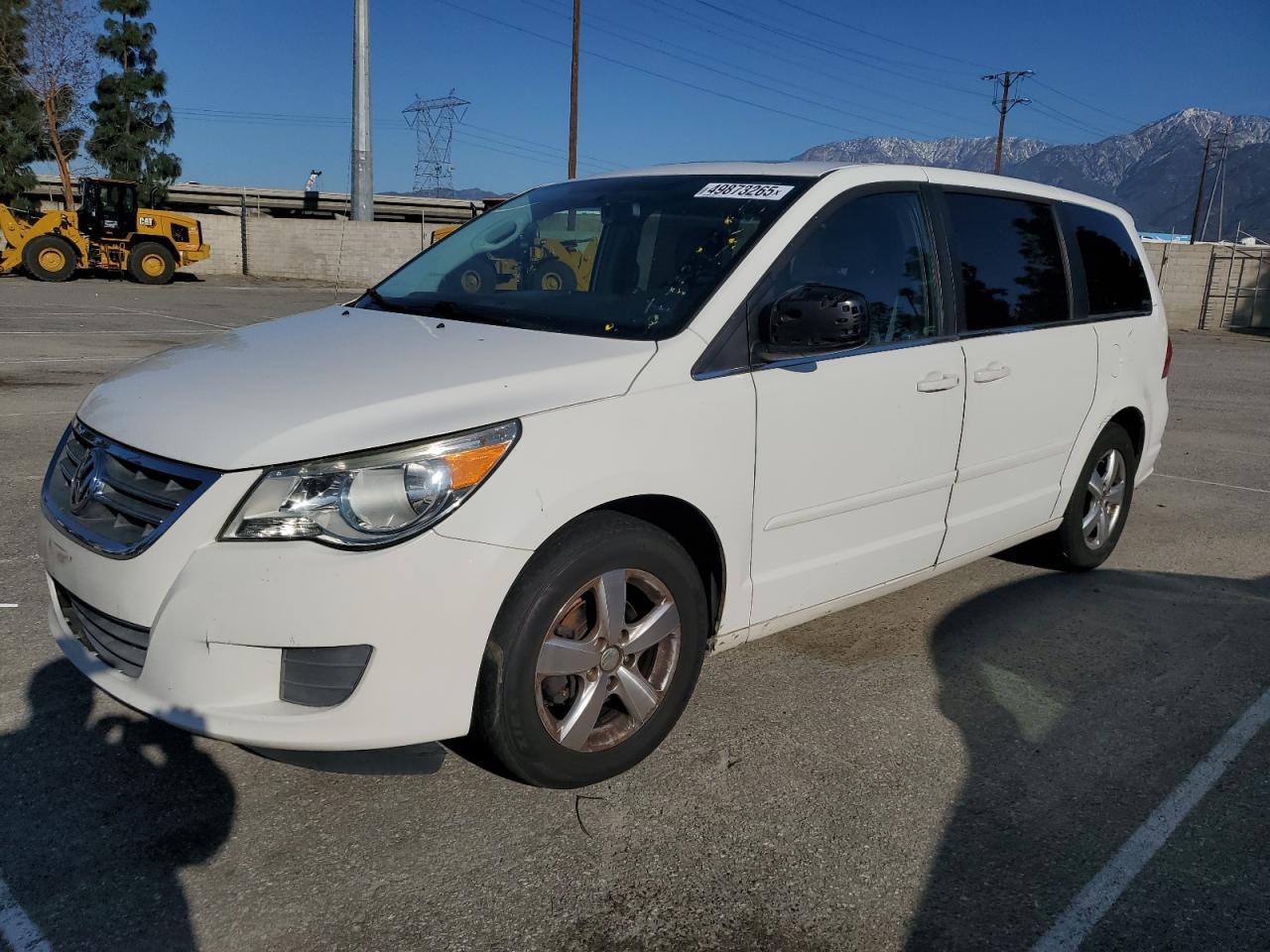 2010 VOLKSWAGEN ROUTAN SEL