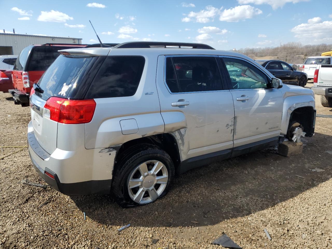 2012 GMC TERRAIN SL - Image 3