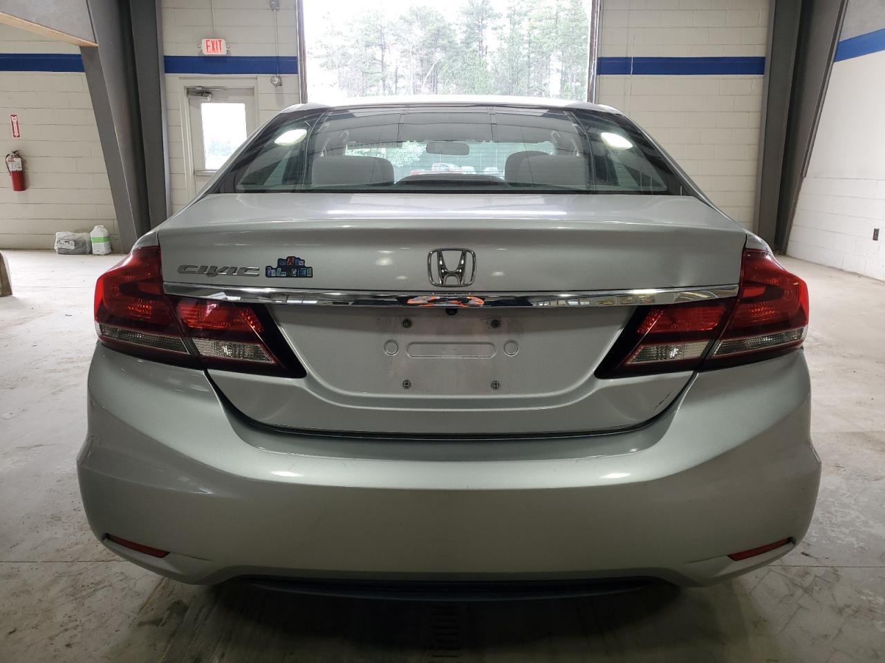 2015 HONDA CIVIC LX - Фото 6