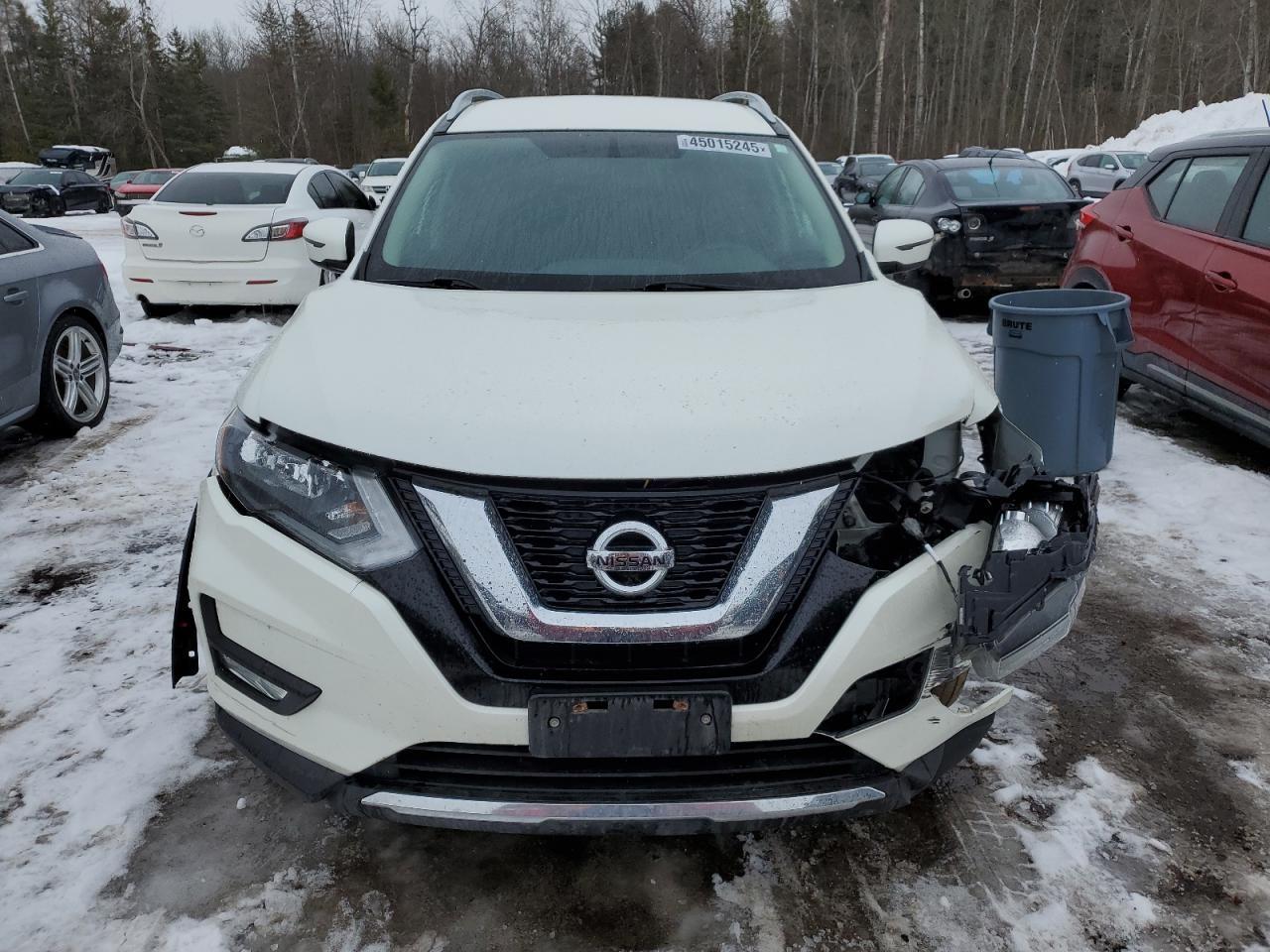 2017 NISSAN ROGUE SV - Image 5