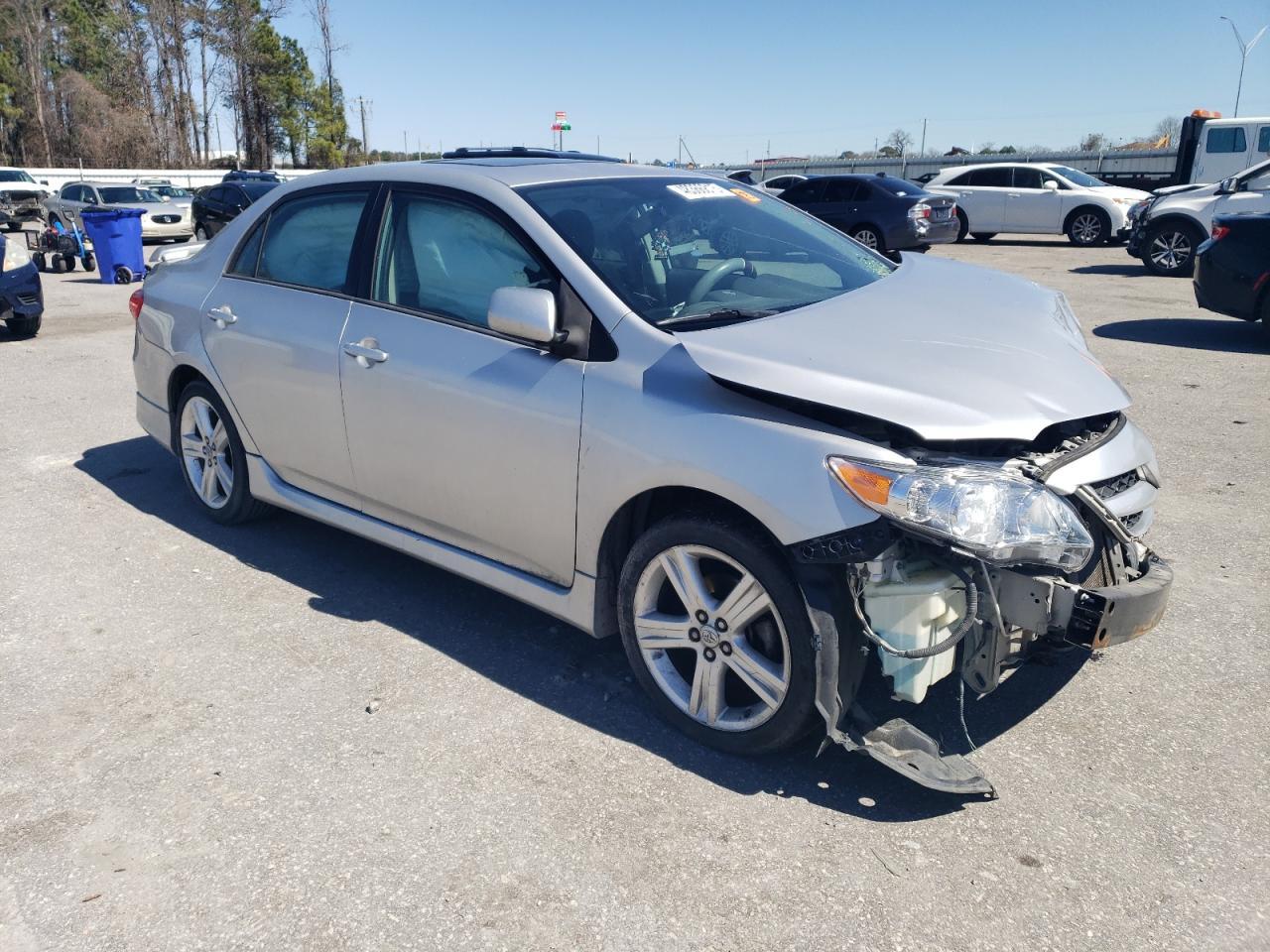 2013 TOYOTA COROLLA BA - Фото 4