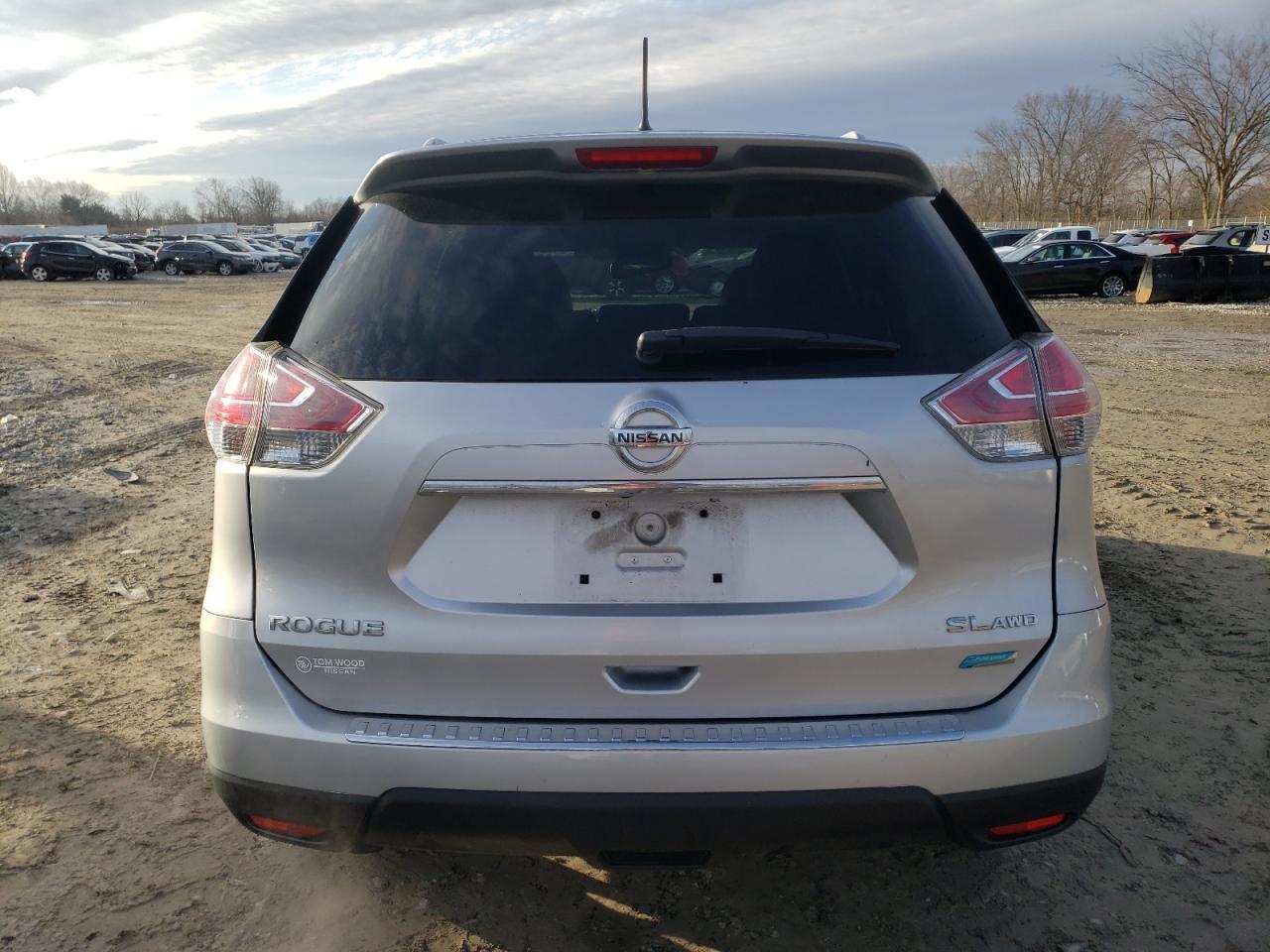 2014 NISSAN ROGUE S - Фото 6