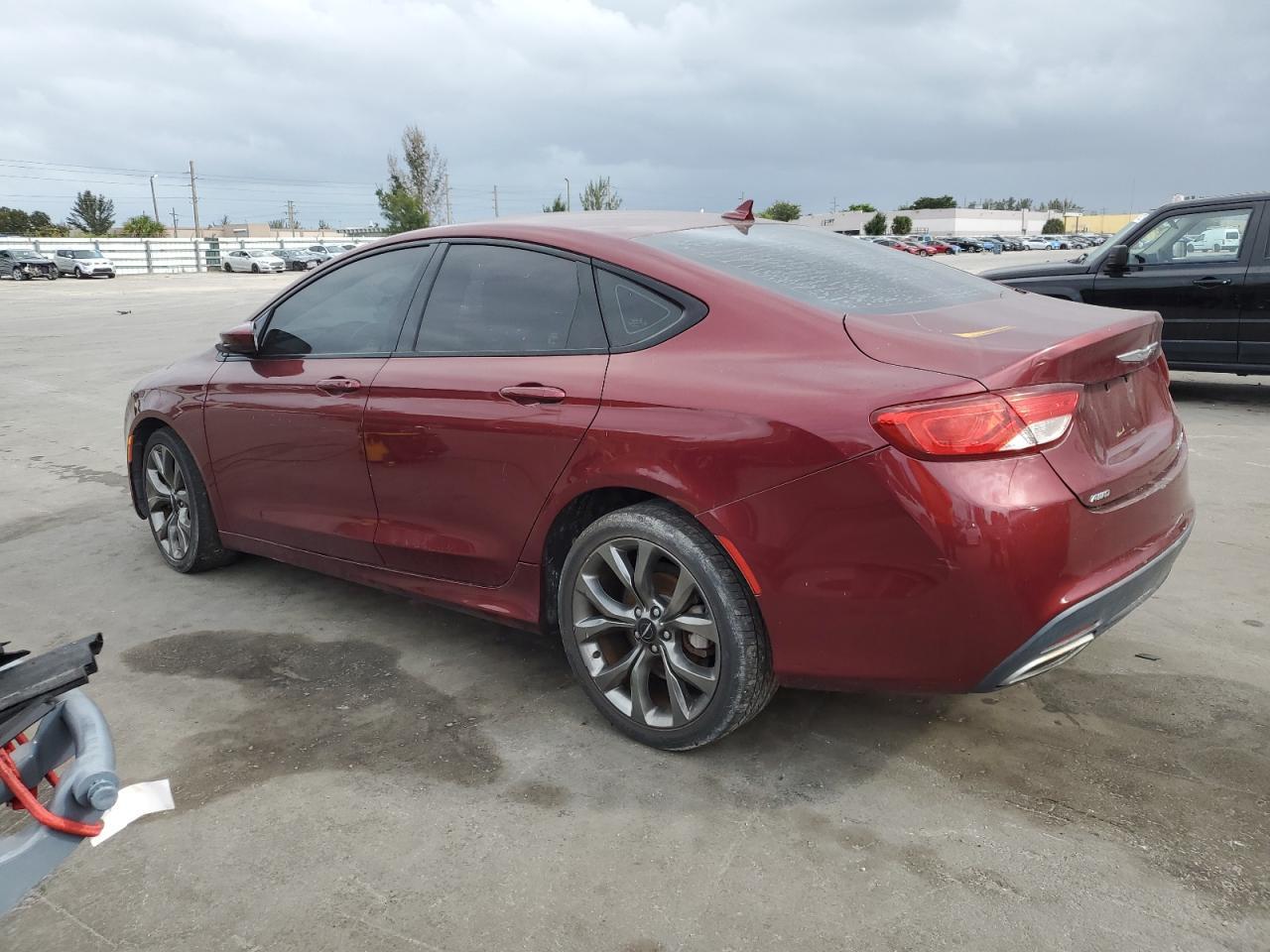 2015 CHRYSLER 200 S - Фото 2