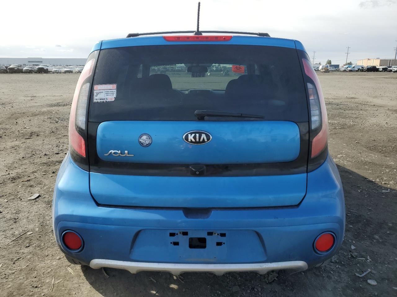 2017 KIA SOUL + - Фото 6