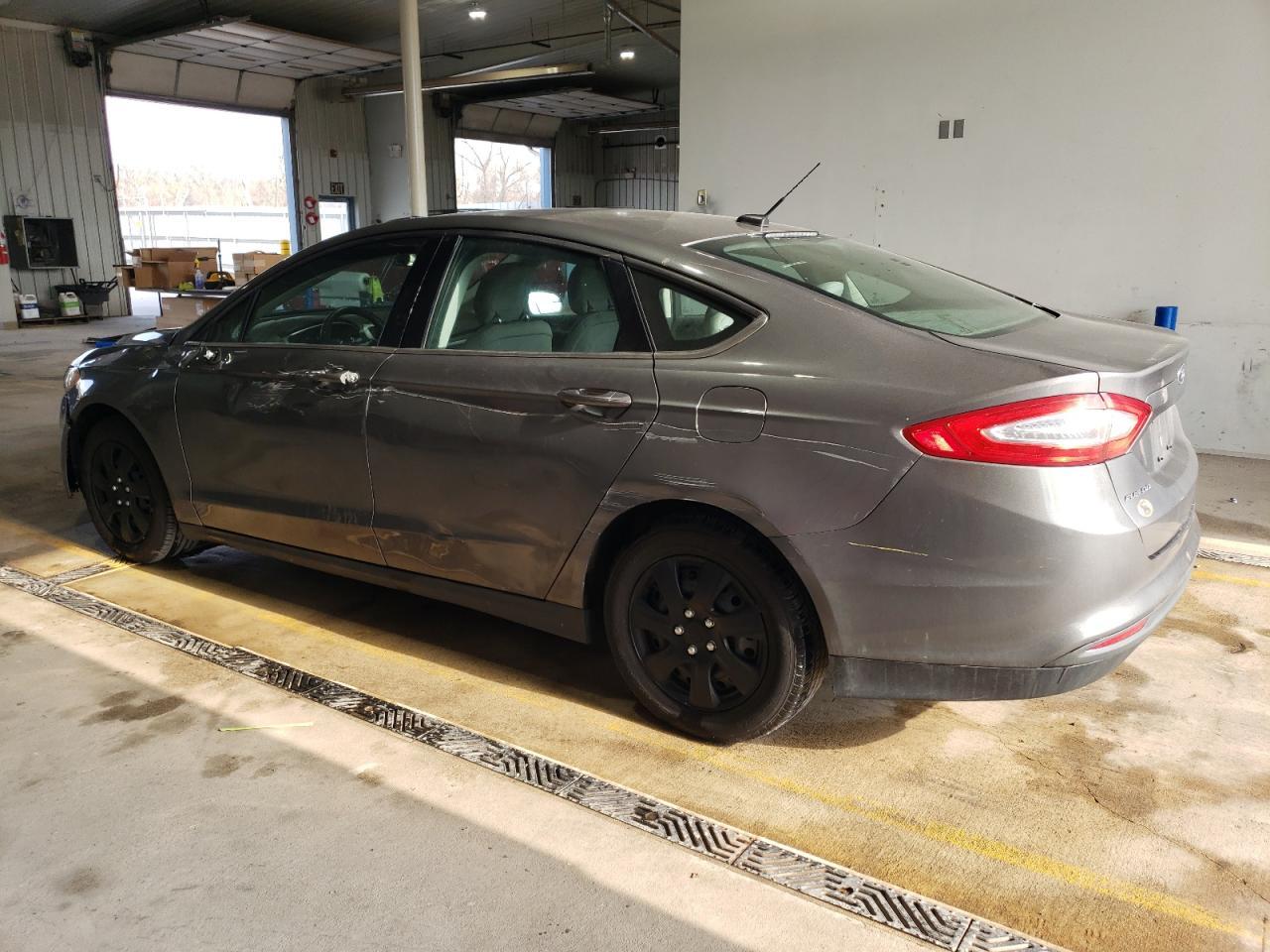 2013 FORD FUSION S - Image 2