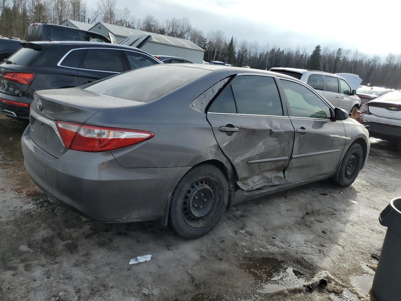 2017 TOYOTA CAMRY LE - Image 3