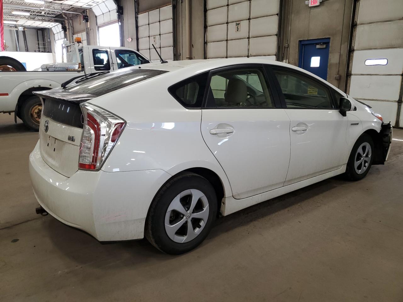 2013 TOYOTA PRIUS - Image 3