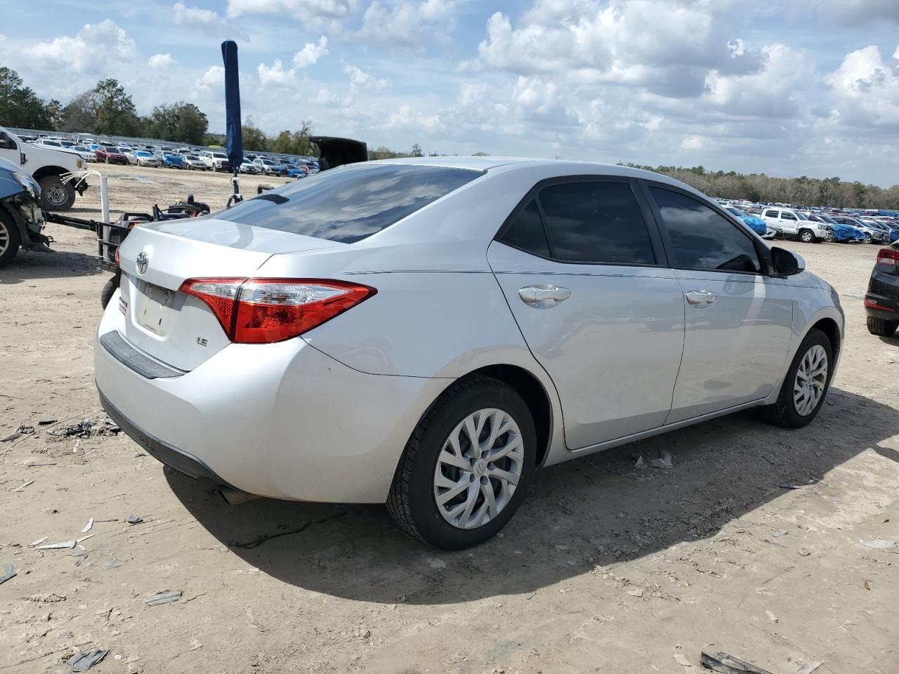 2015 TOYOTA COROLLA L - Image 3