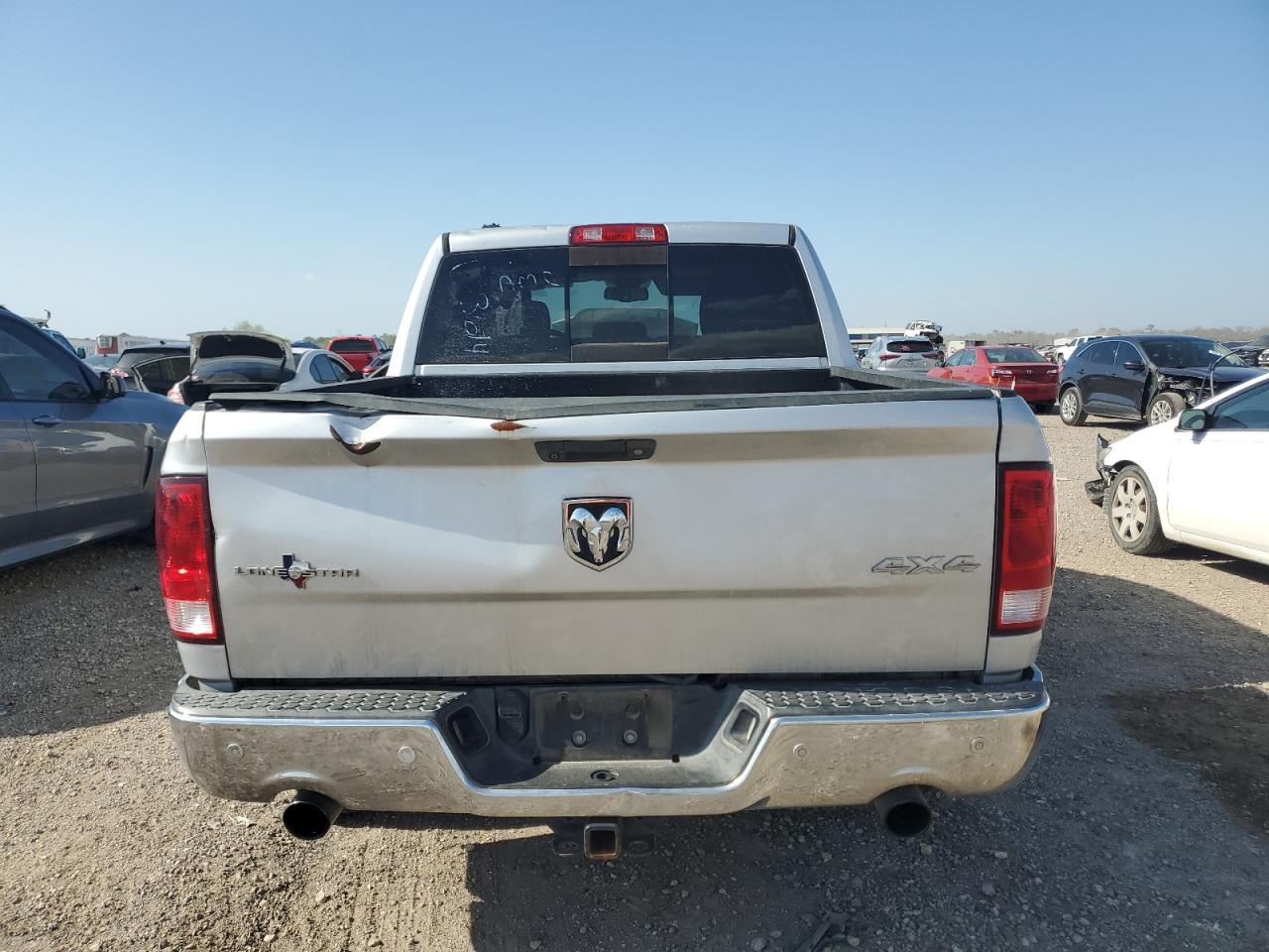 2015 RAM 1500 SLT - Image 6