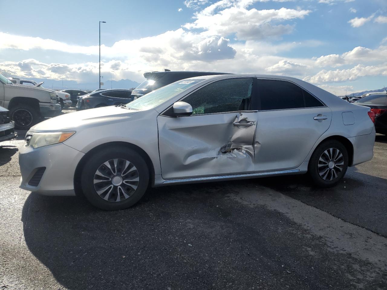 2014 TOYOTA CAMRY L