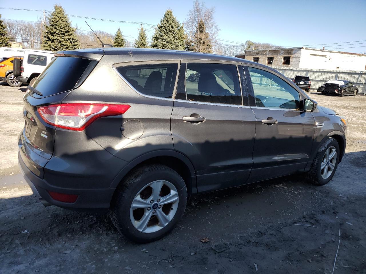 2015 FORD ESCAPE SE - Image 3